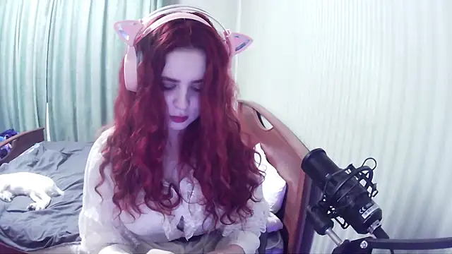 MadamDestiny online show from October 26, 6:25 pm