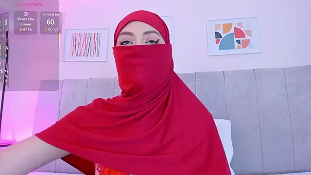 fatiima  online show from November 29, 7:40 pm