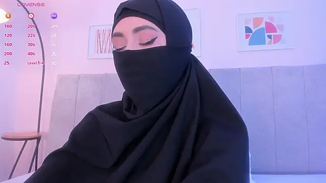 fatiima  online show from June 2, 7:15 pm