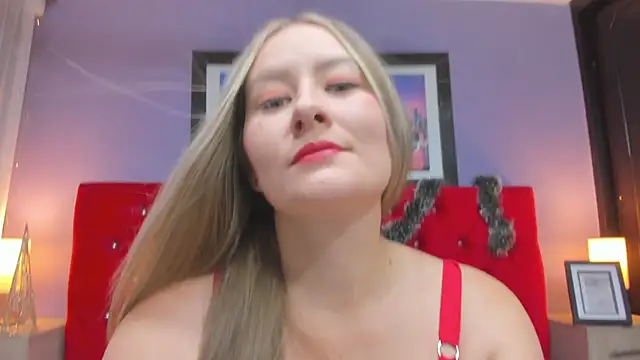 LizzClark online show from December 4, 12:51 pm