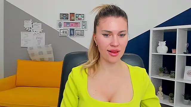 AryaAltkerer online show from February 23, 3:33 pm