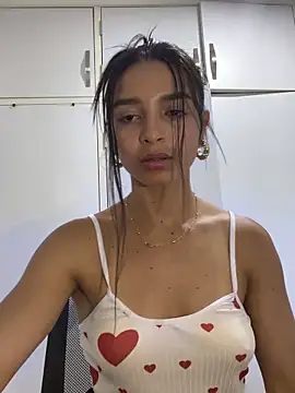 Snapshot of violeta365 chatting on October 21, 12:03 am violeta365 online show from October 21, 12:03 am