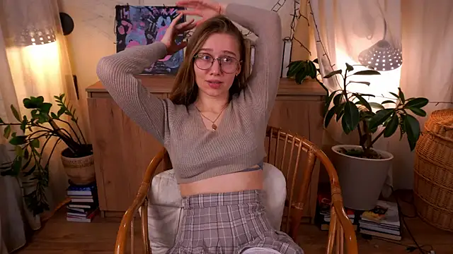 ArianaSweazy online show from November 18, 2:51 pm