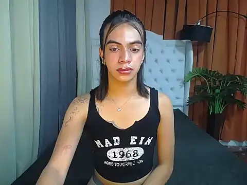 luv trix online show from January 19, 12:12 pm