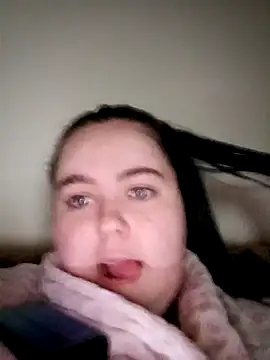 Maya 29x online show from November 4, 5:18 pm