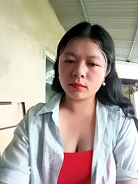 lisa-bae00 online show from April 4, 11:36 pm