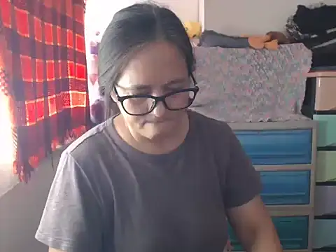 Kinkybela2025 online show from March 2, 1:27 am