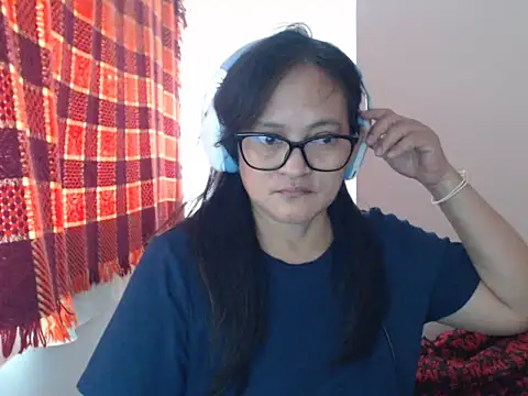 Kinkybela2025 online show from May 15, 11:18 pm