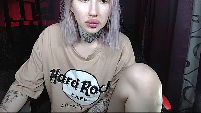 AuroraKeepFuck online show from December 14, 8:14 pm