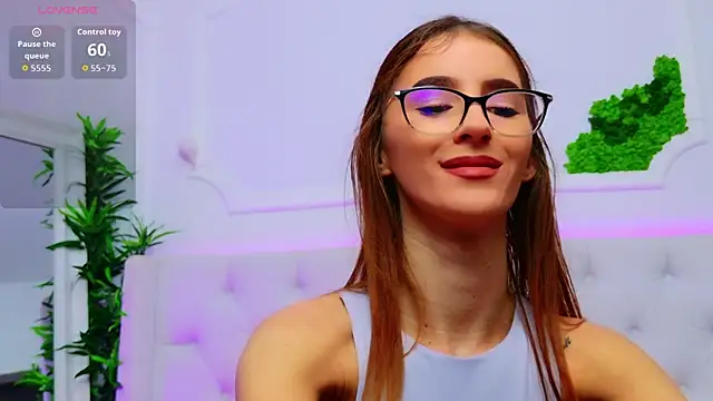 ElisaCharm online show from December 2, 3:41 am