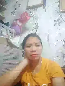Snapshot of Yummymarie09 chatting on October 21, 2:04 am Yummymarie09 online show from October 21, 2:04 am