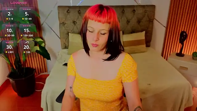 camilaa lux online show from February 24, 2:27 pm