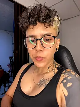 Abby Evanns1 online show from October 30, 2:58 am