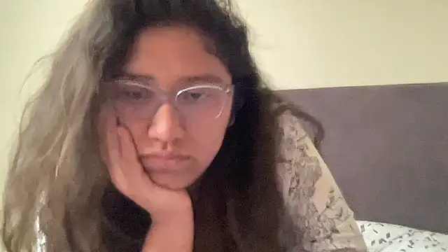 Kmiii21 online show from November 11, 4:26 pm