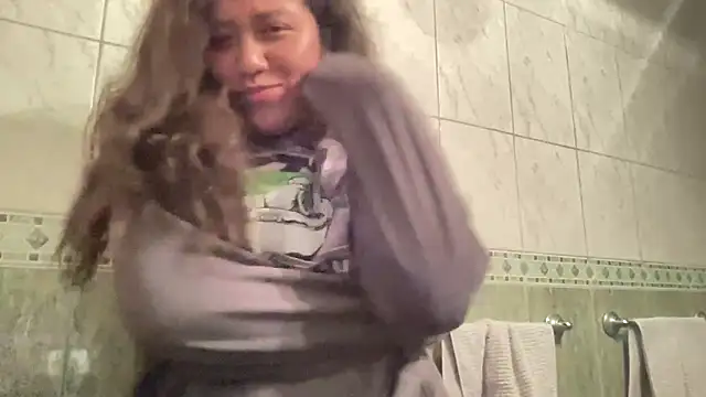 Kmiii21 online show from October 24, 6:09 am