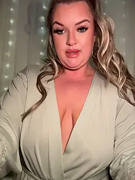 Scottish Milf Bella xo online show from April 9, 10:26 pm