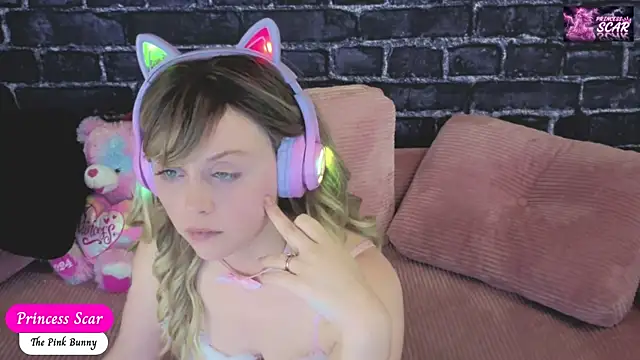 daddysprincess731 online show from July 3, 3:01 am