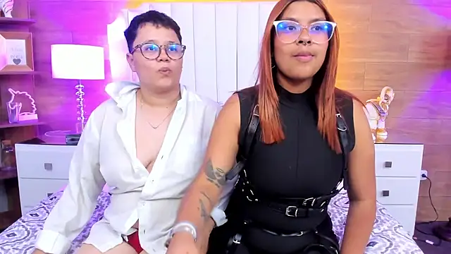 AmeliaConer NovaBell online show from November 30, 7:40 pm