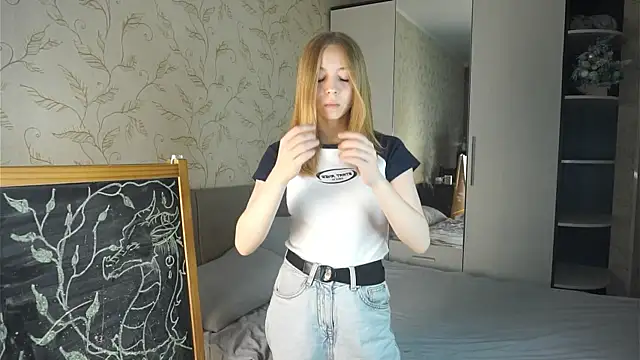 BarbaraViggiani online show from October 23, 4:35 pm