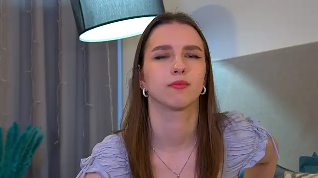 AliceAtkins online show from February 2, 7:07 am