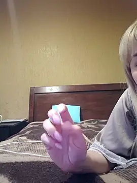 SelinaLovqx online show from April 1, 1:41 pm