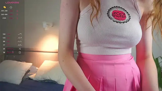 MegganKinson online show from November 27, 5:10 am