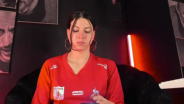 LolaMustaine  online show from November 29, 11:09 pm