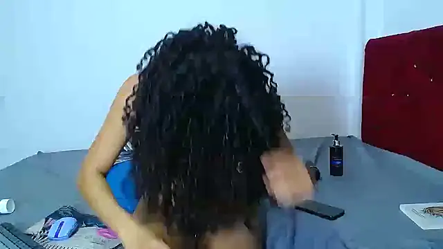 Gigi Scott  online show from February 25, 1:37 am