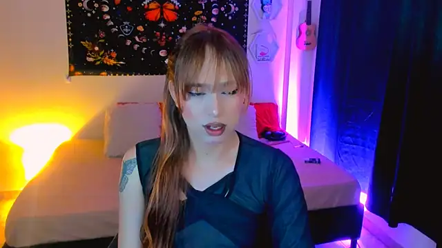 AdelineEsposito online show from November 27, 3:09 am