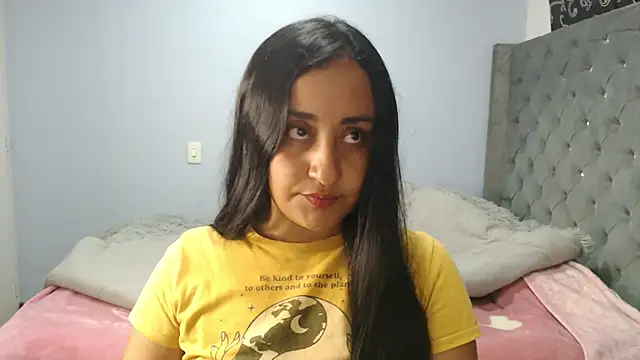 cute8smile online show from November 3, 10:47 pm