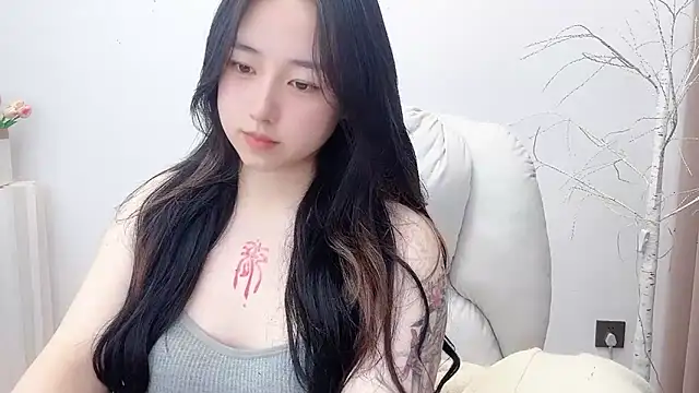 Love-hanzaizai718 online show from November 5, 8:14 pm