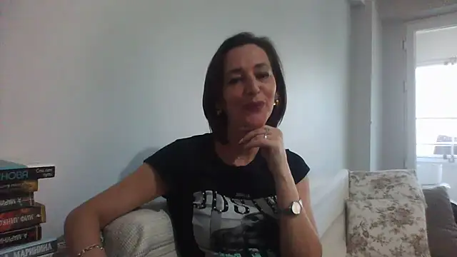 Snapshot of ArianaStarr chatting on October 29, 9:46 am ArianaStarr online show from October 29, 9:46 am