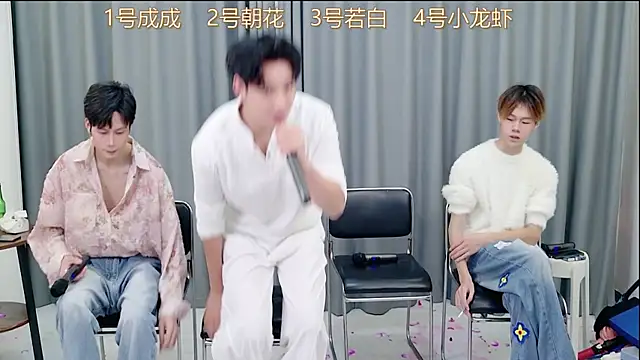 QYBOYS-001 online show from November 10, 1:39 pm