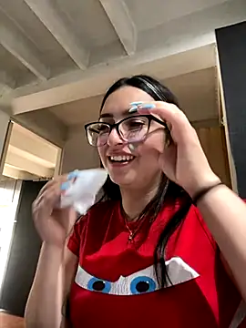 Kloe Novoa online show from November 22, 1:25 pm