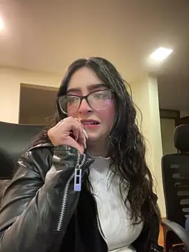 Kloe Novoa online show from March 6, 12:44 pm