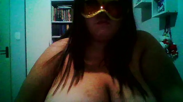 crazzyanne online show from March 10, 5:00 am