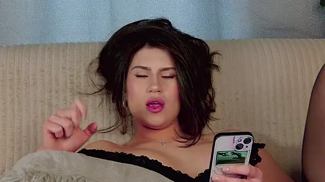 Reirii online show from April 8, 5:20 am