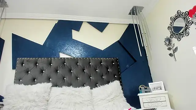 stefany adams   online show from November 18, 3:02 pm