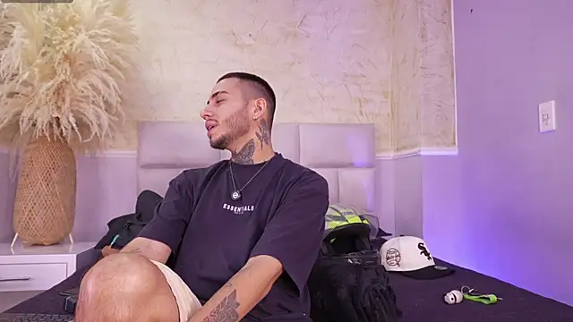 AsiaMillerr  online show from December 15, 4:29 am