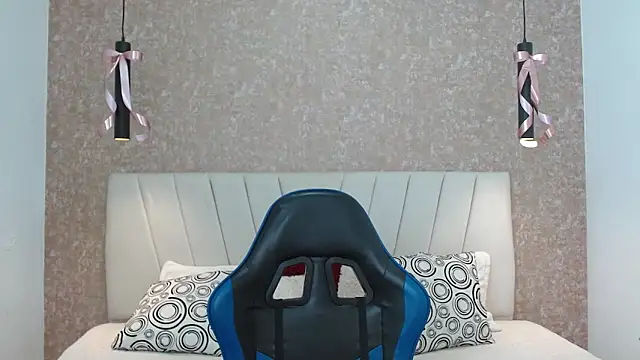 AliceSmity  online show from January 5, 5:38 pm