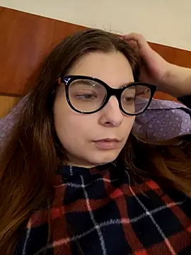 sweetbabygirlforyou online show from March 11, 2:31 pm