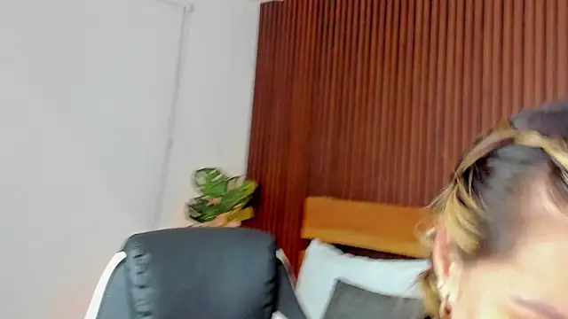 anastasia cortez  online show from November 7, 2:28 am