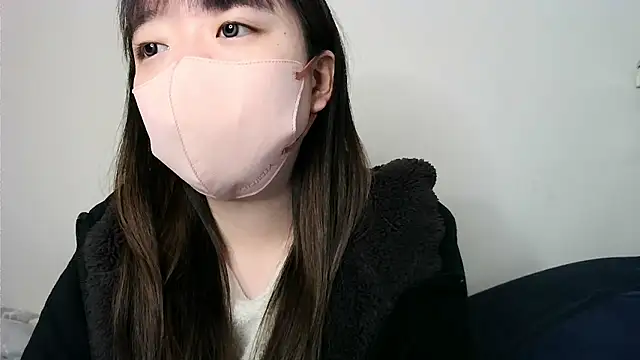 yua chan00 online show from November 24, 6:37 am