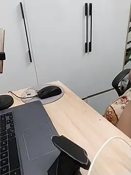 Tammy meri online show from November 15, 9:54 am