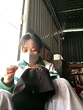 Phoena-a online show from March 2, 2:33 am