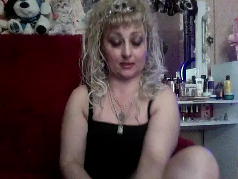 Snapshot of xHot_Amazonq chatting on October 29, 12:59 am xHot Amazonq online show from October 29, 12:59 am