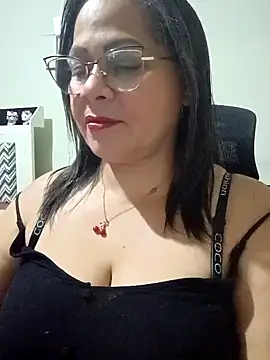 Angie milf50 online show from March 29, 3:27 am