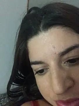 Juliagutierrys online show from October 26, 6:31 am