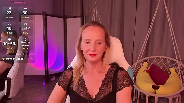 ScarlettPalmer online show from November 6, 10:43 am