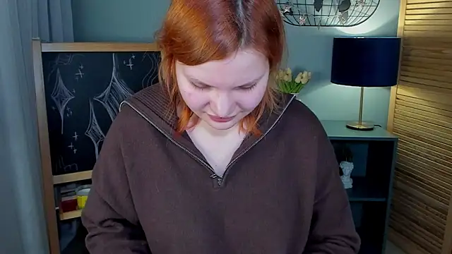 babyyullii online show from March 14, 6:25 am